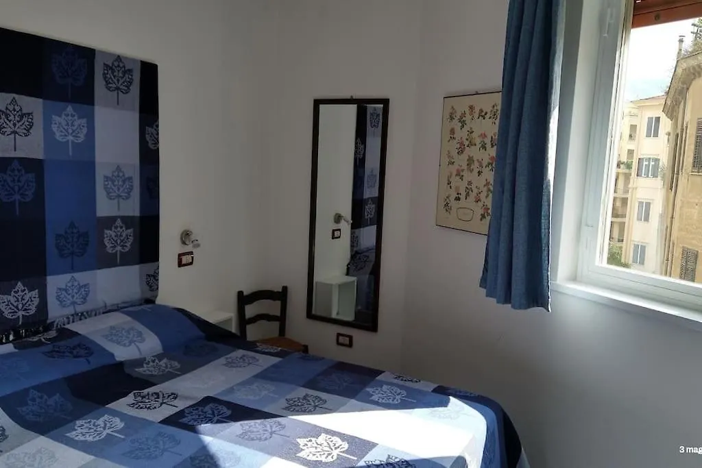 Casetta Politeama Palermo Italia